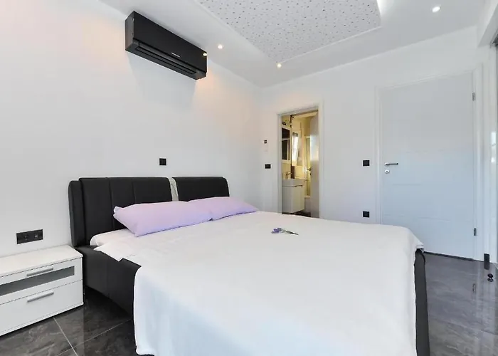 Awesome Home In Privlaka * Привлака