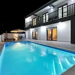 Awesome Home In Privlaka * Privlaka (Zadar)