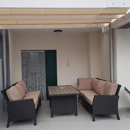 Hébergement de vacances Awesome Home In Privlaka *