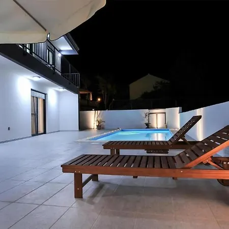 Awesome Home In Privlaka Hébergement de vacances Privlaka (Zadar)