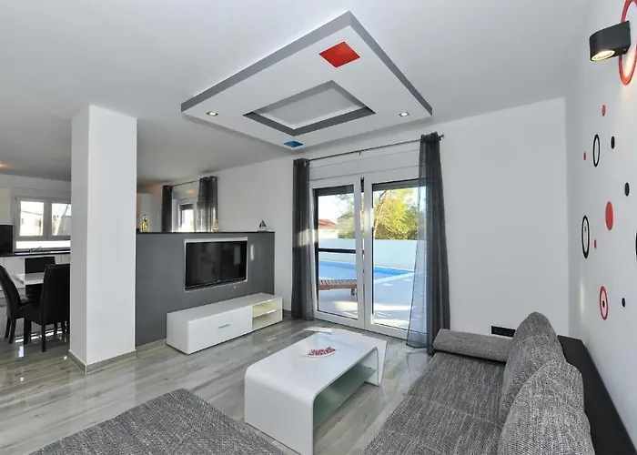 Hébergement de vacances Awesome Home In Privlaka *