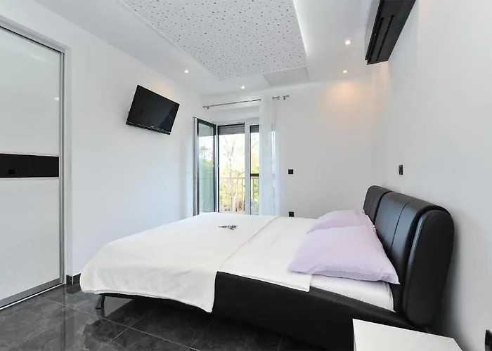 Hébergement de vacances Awesome Home In Privlaka *